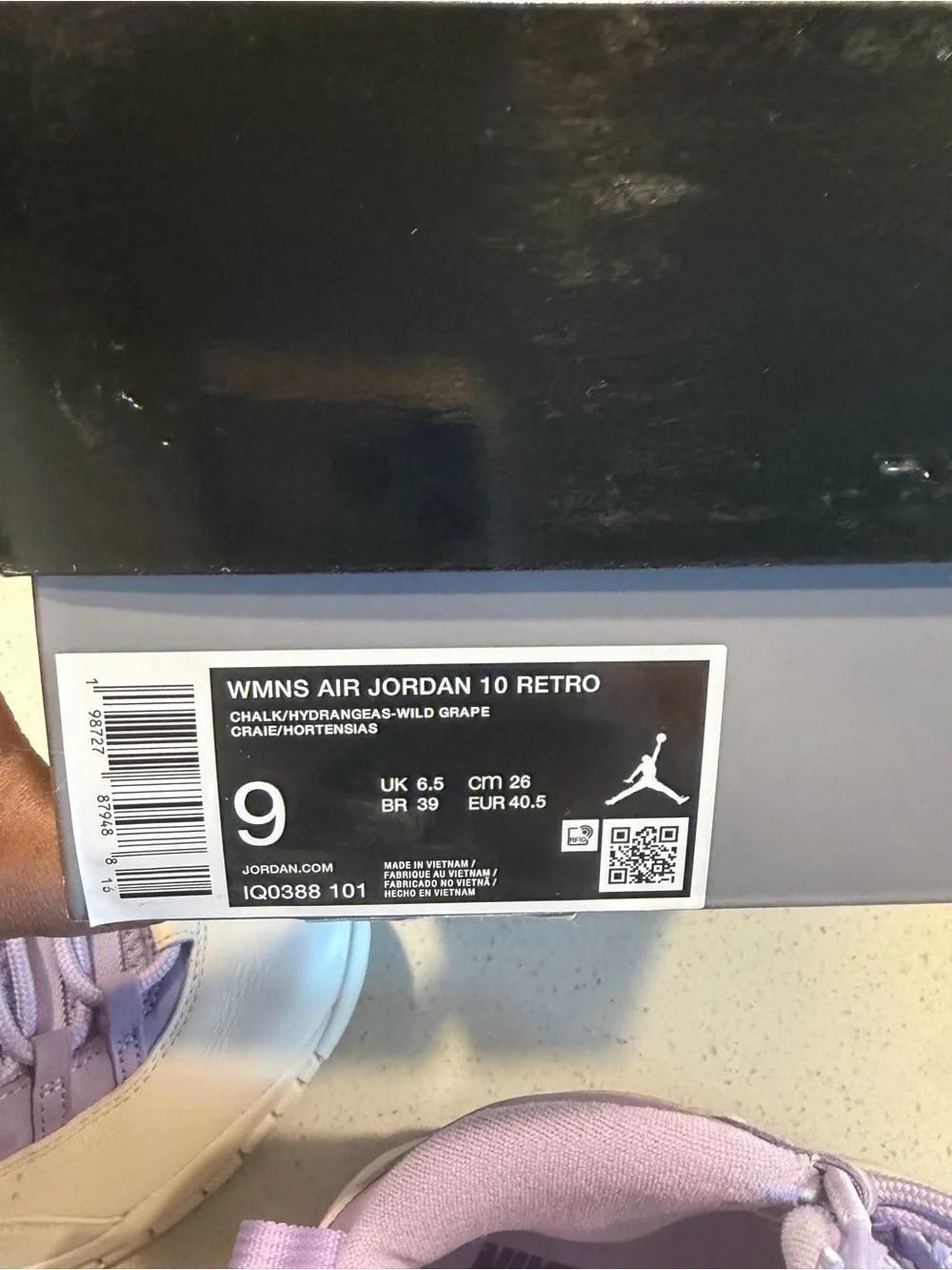 Jordan Women Lavender & Cream High-Top Sneakers